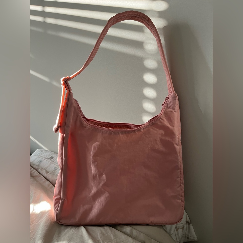 BAGGU rose tan shoulder bag